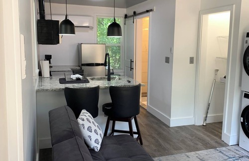 Chapel Hill Apartamento | Escapada romántica para dos; a 8 minutos de la UNC, cerca del centro