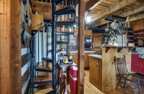 Franklin Cabina | Mammy's Cabin - Bañera de hidromasaje con espectaculares vistas a la montaña