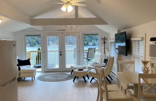 Middlefield Cabaña | Romantic Lakefront Cottage #5