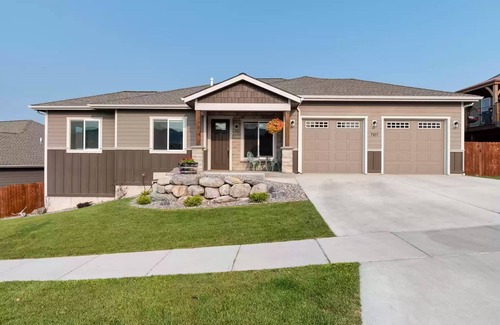Missoula Casa | romantic landscape for the family