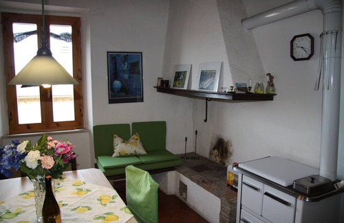 Campagnatico Apartamento | Apartamento acogedor. 3 cuartos (2 dormitorios) 2 cuartos de ducha (no fumadores) -Ferienwhg.