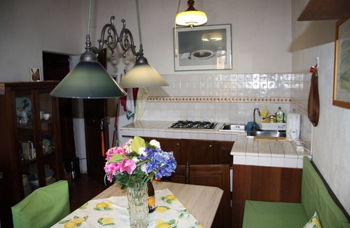 Campagnatico Apartamento | Apartamento acogedor. 3 cuartos (2 dormitorios) 2 cuartos de ducha (no fumadores) -Ferienwhg.