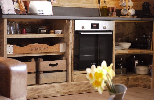 Benson Casa | Romantic luxury barn in quaint countryside village