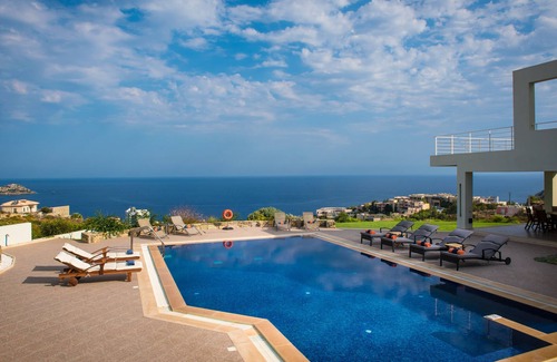 Agia Pelagia Villa | Romántica villa de lujo-piscina privada-impresionantes vistas al mar (MEJOR TARIFA GARANTIZADA)