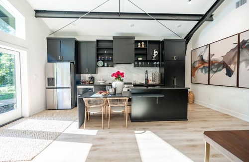 Smith County Casa | Romantic Luxury Villa with Private Pool, Hot Tub, Outdoor Kitchen & Fire Pits