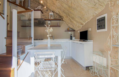 Sant'Agata Feltria Casa | Romantic Medieval Escape