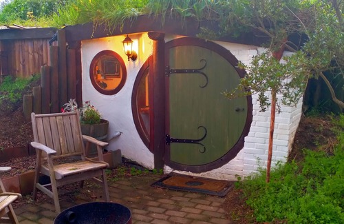 Pukemoremore Chalet De Esquí | Romantic night in a 'Hole in the Ground'