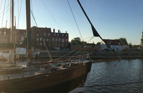 Greifswald City Centre Alquiler De Eote | Romantic overnight stay on a historic ship