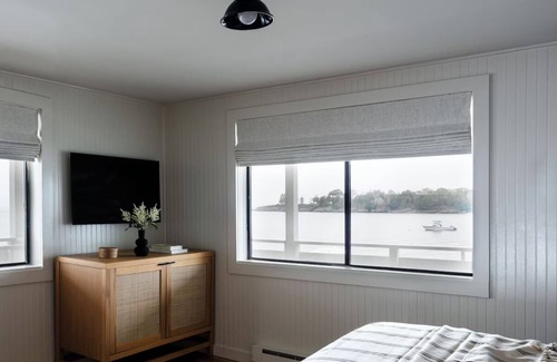 Ocean Point Hotel | Romantic Private Oceanfront Retreat Ideal for Couples | Private Beach Access