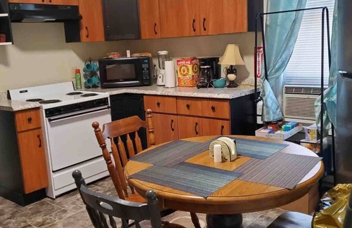 Knoxville Apartamento | Romantic Queen Anne Near UT and Downtown Knoxville