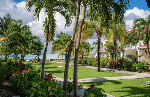 St. John's Apartamento | Romantic Retreat 43B