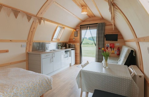 Kirkby Stephen Cabina | Grande-Hot Tub-Cabaña-Baño privado con ducha
