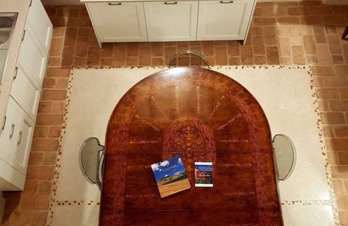 Monsano Apartamento | Romantic suite with jacuzzi in manor house with pool and sea view