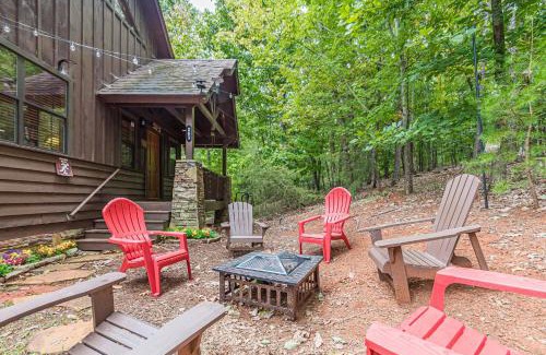 Cleveland Casa | Romantic Tip Top Hideaway, 10 MINUTE FROM HELEN