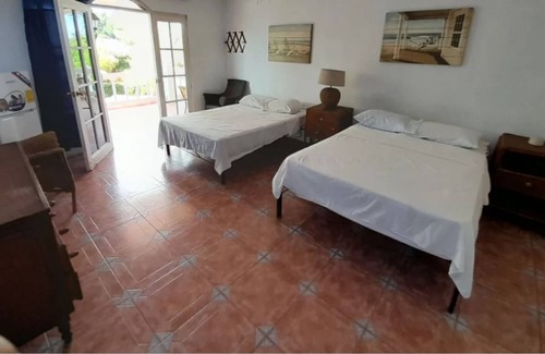 Punta Chame Casa | Romantic Villa with beautiful garden - 5 min from the beach!