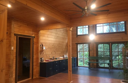 Quilandi Villa | Romántica villa de madera en la cima de la montaña w - piscina y jacuzzi - Lujo en medio de la naturaleza
