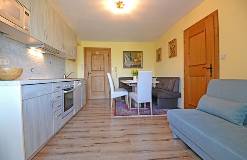 Sankt Johann in Tirol Apartamento | Romantik Aparthotel Sonnleitn, caliza XXL