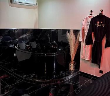 Secteur 5 Apartamento | Romantique room,balnéo,mirroir,parking