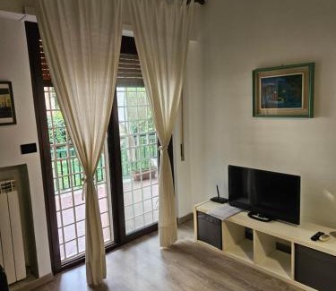 Cassia Apartamento | ROME HOLIDAY QUIET AND CONFORTABLE APARTMENT