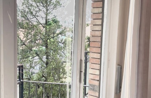 EUR Casa | Romoli Rooms and Suites - Room with external bathroom