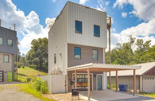 Brevard Casa | Rooftop Deck, Sweeping Views Chic Home in Brevard
