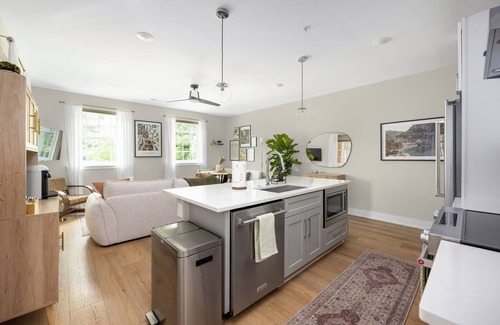 Wesley Heights Casa | Rooftop + Firepit - Near Uptown
