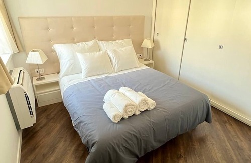 Belso-Ferencvaros Apartamento | Rooftop Suite Budapest 4