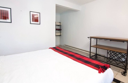 Balsam Lake Apartamento | Room 14 Boutique Hotel, Balsam Lake WI