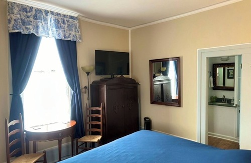 Shelbyville Cama Y Desayuno | Room 2 King Belmont Inn on 1st floor In room private bathroom Shelbyville, TN