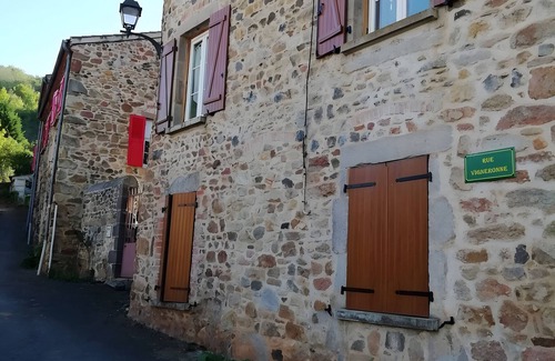 Saint-Gervazy Apartamento | Room 2 with Shared Terrace and Garden