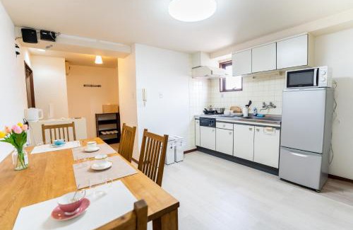 Nishikoiwa Apartamento | Room 303, a 6-minute walk from Tokyo Koiwa Station Direct connected to Shinjuku and Akihabara Stations Comfortable one-bedroom apartment with separate wet and dry areas