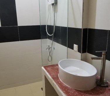 Daun Penh Casa | Room 9 - Studio in a villa 5mn walk from the Royal Palace with swimming pool