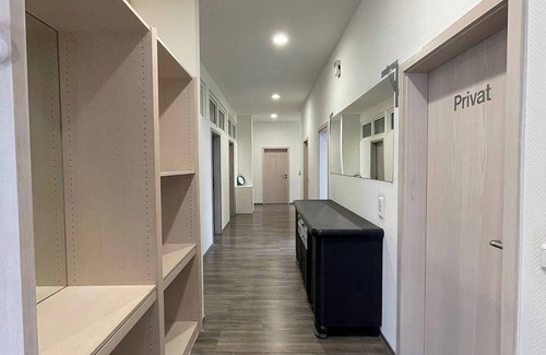 Nickenich Apartamento | Room available in Nickenich! 11 guests welcome.