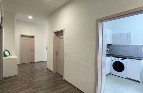 Nickenich Apartamento | Room available in Nickenich! 11 guests welcome.