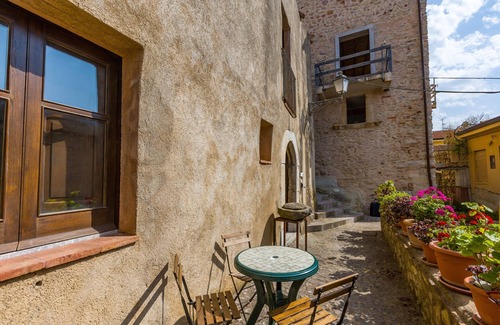 San Marco d'Alunzio Apartamento | Habitación 'Casa Dello Aromatario' con Terraza Privada