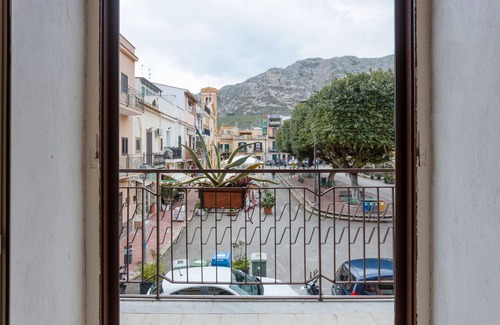 Isola delle Femmine Apartamento | Habitación 'Gio Di Maggio' con balcón, Wi-Fi y aire acondicionado