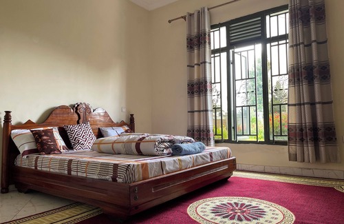 Musanze Cama Y Desayuno | Room in B&B - Nice Rooms, Unbeatable Prices