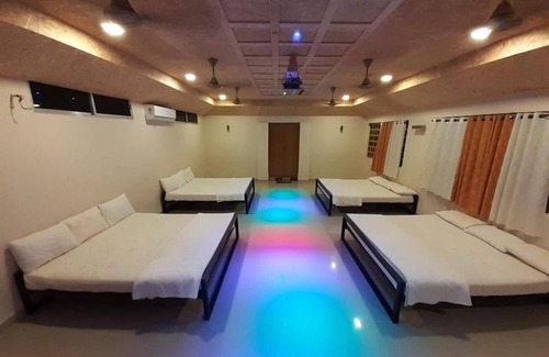 Anaimalai Hotel | Room in Lodge - Royal Cottage, Anaimalai Room 5