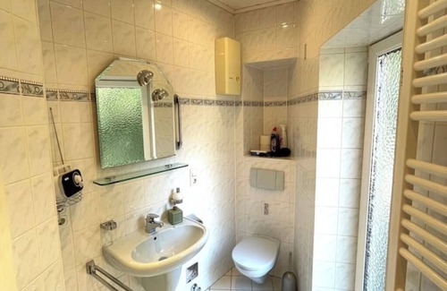 Idar-Oberstein Apartamento | Room in the center - Monteurzimmer