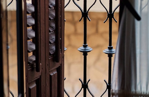 Consuegra Apartamento | Habitación 'La Cuna' con piscina compartida, Wi-Fi y aire acondicionado