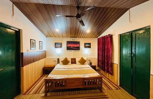 Chakrata Cabina | Room On The Roof By Himalayan Eco Lodges