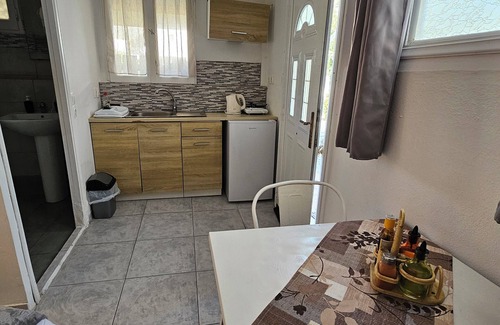 Perissa Casa | Room-pleasure Room 3 By The Sea