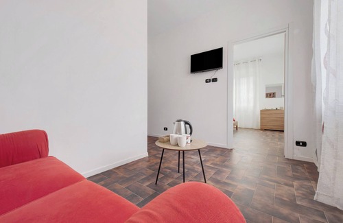 Alzate Brianza Apartamento | Habitación 'Rossa' con terraza compartida y Wi-Fi