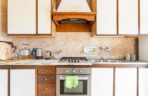 Castiglione Chiavarese Apartamento | Habitación 'Stanza 3' con vistas al mar, terraza compartida y Wi-Fi