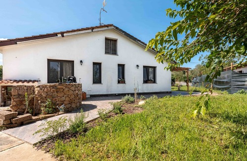 Villacidro Apartamento | Habitación 'Su Carinniu n.1'