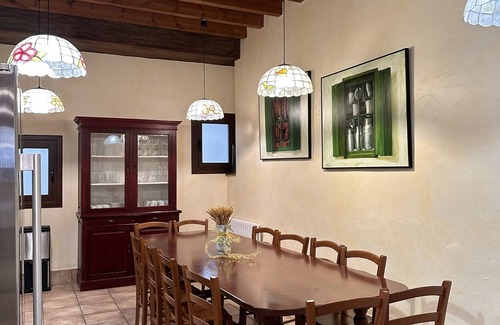 Lerin Apartamento | Habitación 'Suite Las Cardelinas' con vistas a la montaña, Wi-Fi y aire acondicionado.