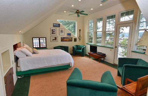 McCall Casa | Room with a View by Casago McCall - Donerightmanagement