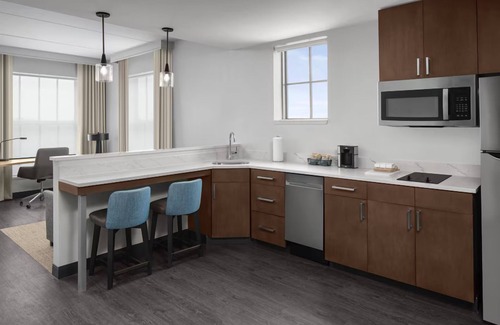 Isle of Palms Hotel | Room with Full Kitchen! Outdoor Heated Pool! Free Parking Onsite!