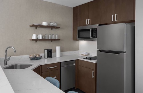 Isle of Palms Hotel | Room with Full Kitchen! Outdoor Heated Pool! Free Parking Onsite!