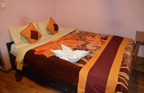 Kathmandu Hotel | Habitación con baño privado, ducha de agua caliente y wifi gratis las 24 horas.